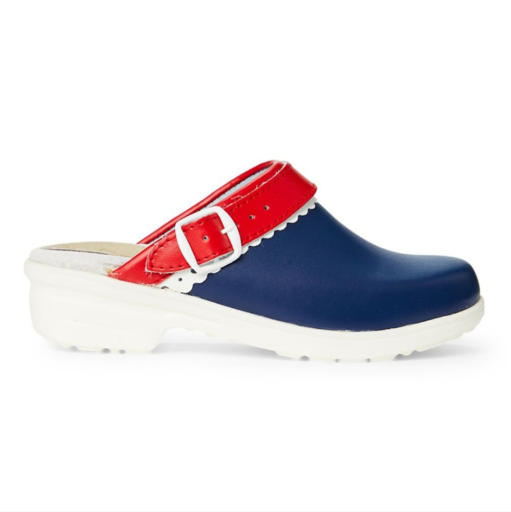 Cape clogs